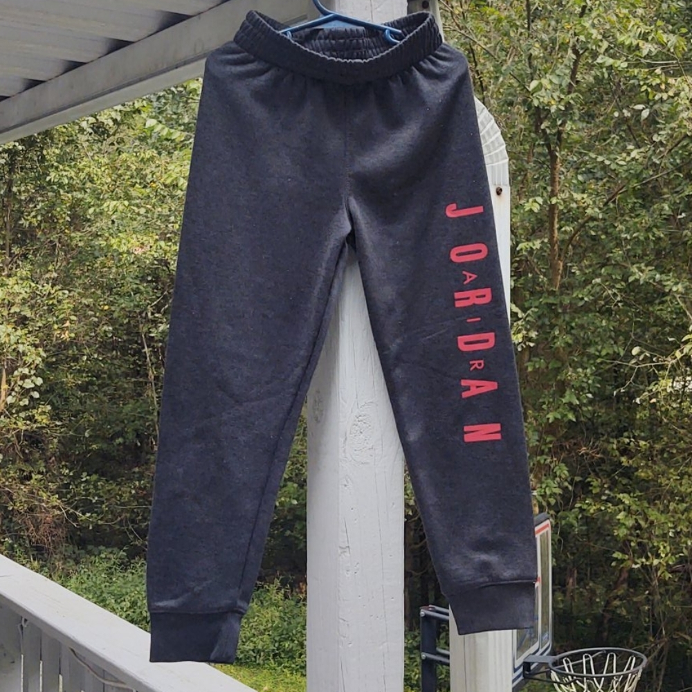 Boys Jordan Air athletic pants